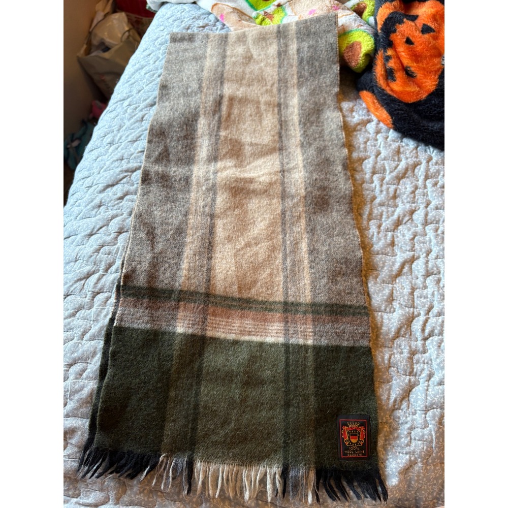Vintage Wool Scarf Unisex OS Green Tan Fair Plaid Fringed Warm Winter Accessory